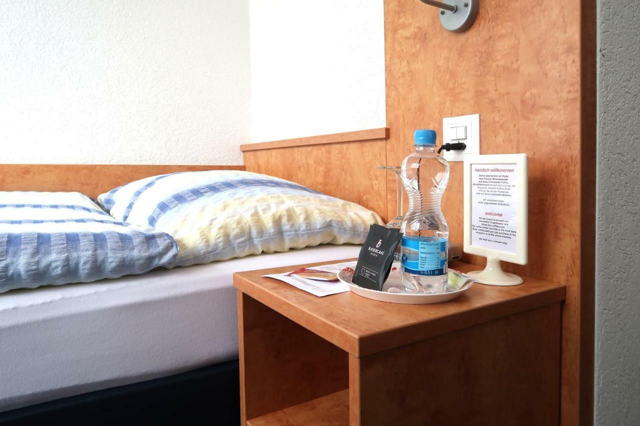 Budget Motel Self Check-In Dällikon Exterior photo